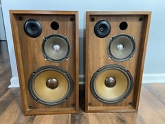 Pioneer CS-66A speakers