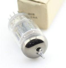 New NOS Qty 1 SYLVANIA JHS 5814A Grey Plates D Getter 1959 NOS Vintage Tube USA