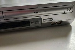 Sony SLV-D370P DVD Player Powers On But Not Tested. Good Shape Overall Sony VCR