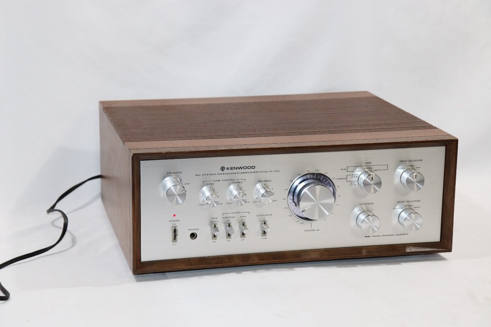 Kenwood DC Stereo Integrated Amplifier KA-7100 with Wood Case