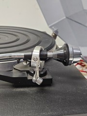 Sears Professional Series Model 28669 Belt Drive S-Type Arm Black Wood Turntable