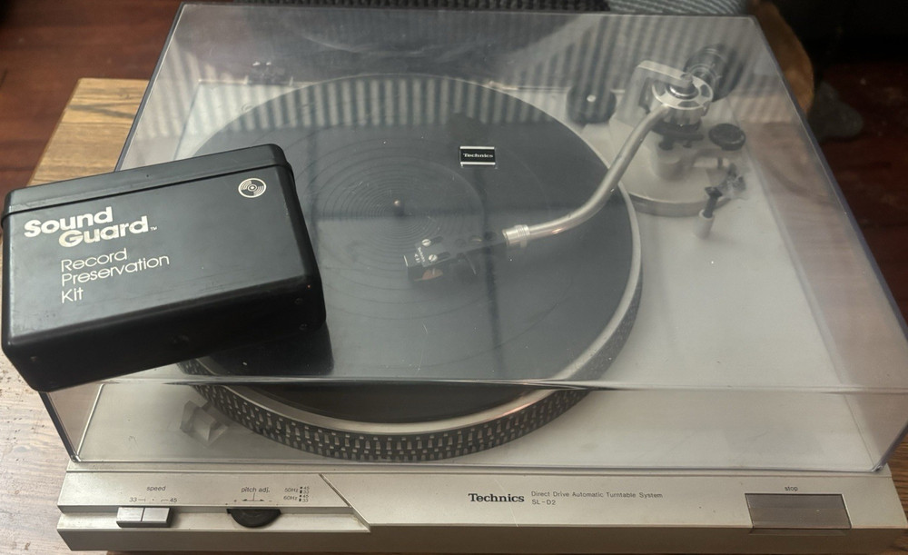 Technics SL-D2 Direct Drive Automatic Turntable System Sound Guard Kit