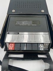 Sound Design Model 7623 Cassette Tape Recorder with Built in Microphone READ!