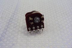 Philips 7831 Receiver Volume Control P/N 220372-1 200K OHM Tested Parting 7831