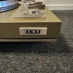 AKAI Auto Return Model AP-306 Quartz Lock Direct Drive Vintage Turntable LP