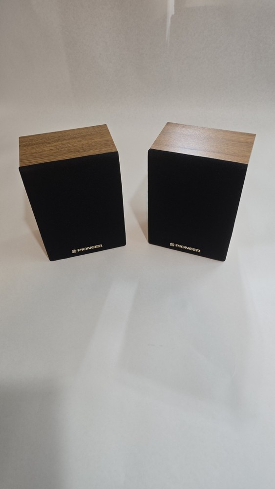 2 Pioneer CS-X380-Q Vintage Speakers 10 Watt