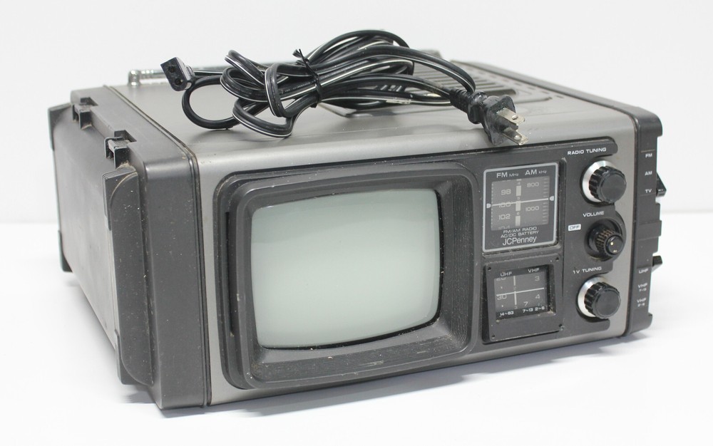 Vintage JC Penney TV / Radio/ Cassette Recorder AC / DC Battery Japan 1978 Works