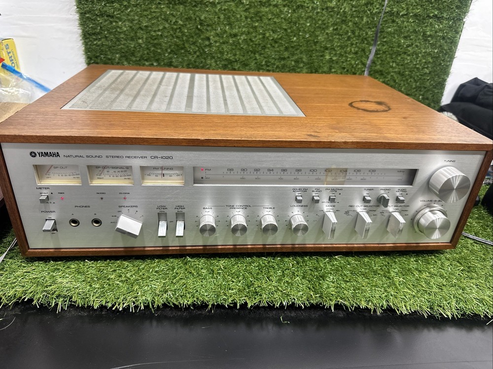 Vintage Yamaha CR-1020 AM/FM Natural Sound Stereo Receiver – Working