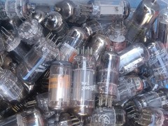 Lot of 100+ radio tubes USED MEDIUM BASE UNSORTED NOT TESTED CLEAN
