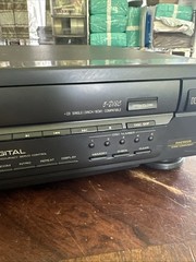 Fisher Studio Standard DAC-9225 5-Disc CD Changer Vintage For Parts or Repair