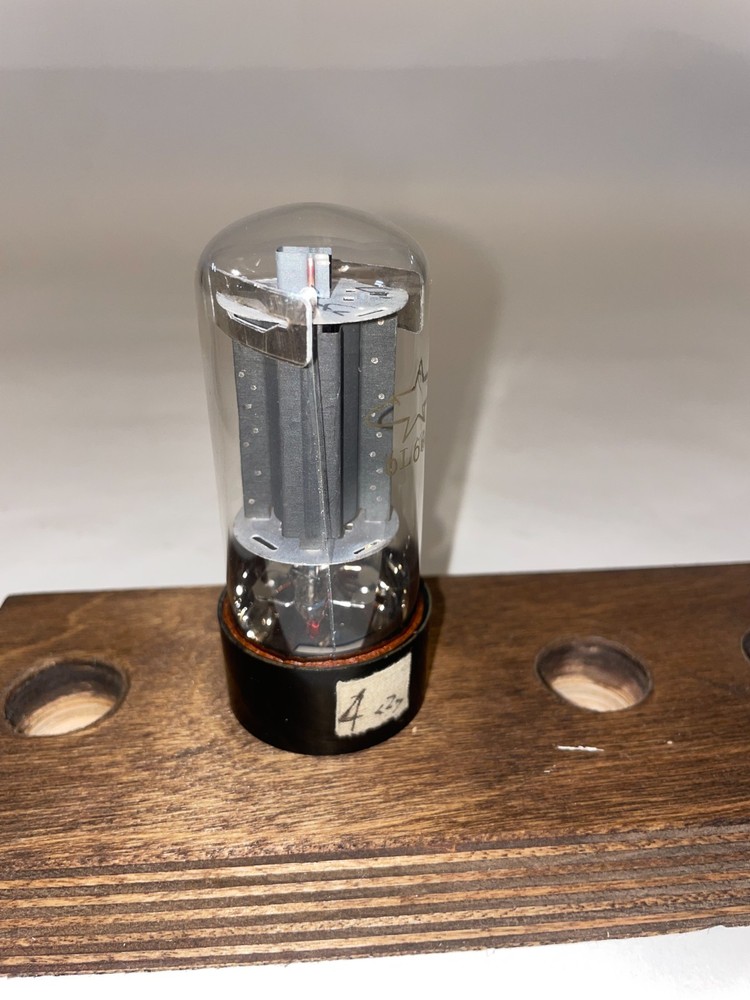 6L6GC / 5881 vacuum tube, China
