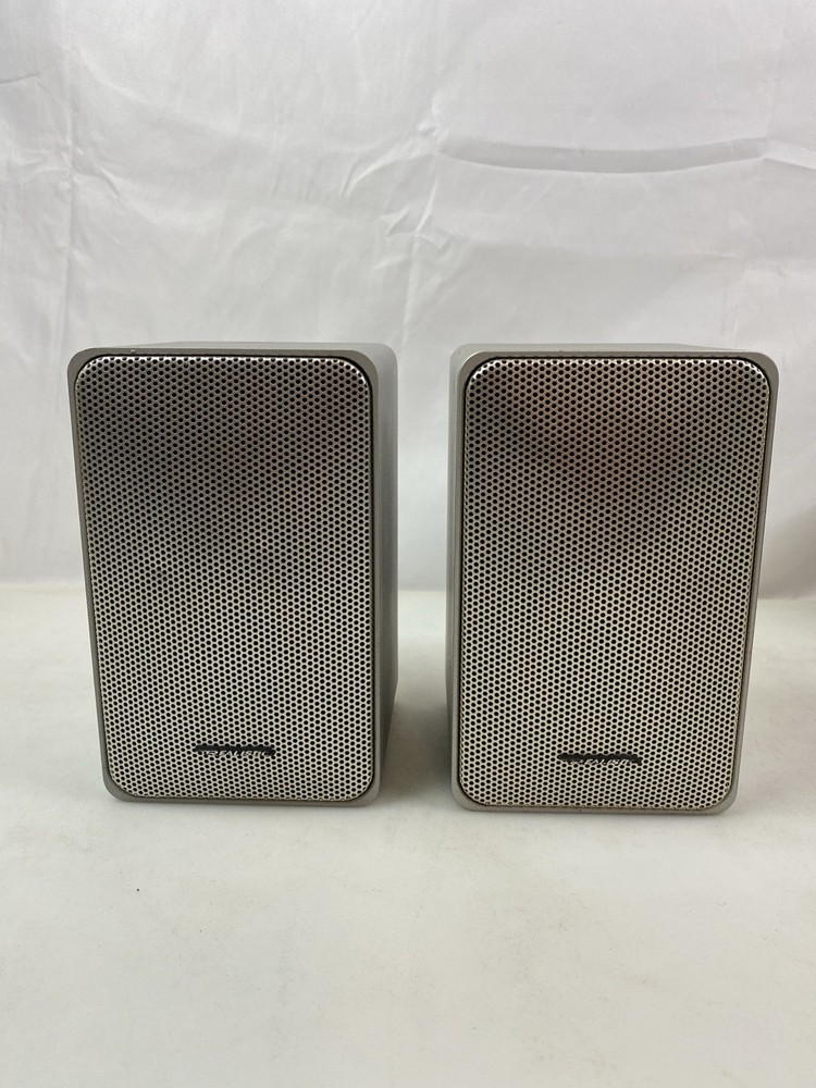 Realistic Minimus-7 Silver Speakers Pair 40-2034 Made In Japan Tested Working