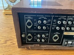 SANSUI 4 CHANNEL REAR AMPLIFIER 230 WATTS MODEL QS-500 FUNCTIONAL NEEDS 3 KNOBS