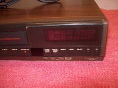 Vintage Zenith VRF255 4-Head VHS HQ VCR With On-Screen Programming, Tested,Works