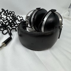 Vintage Pioneer SE-305 Stereo Headphone a 1970’s Wired