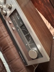 1980 Mitsubishi DA-R8 Stereo Receiver 35watts 8 Ohms Quadraphonic/ Phono Input