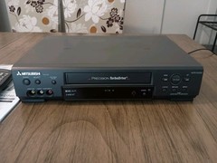Mitsubishi HS-U748 S-VHS VCR w/Remote – Excellent