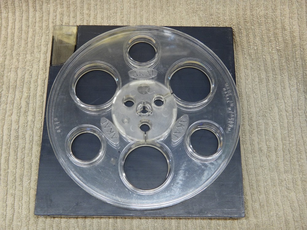 AKAI ORIGINAL PLASTIC REEL