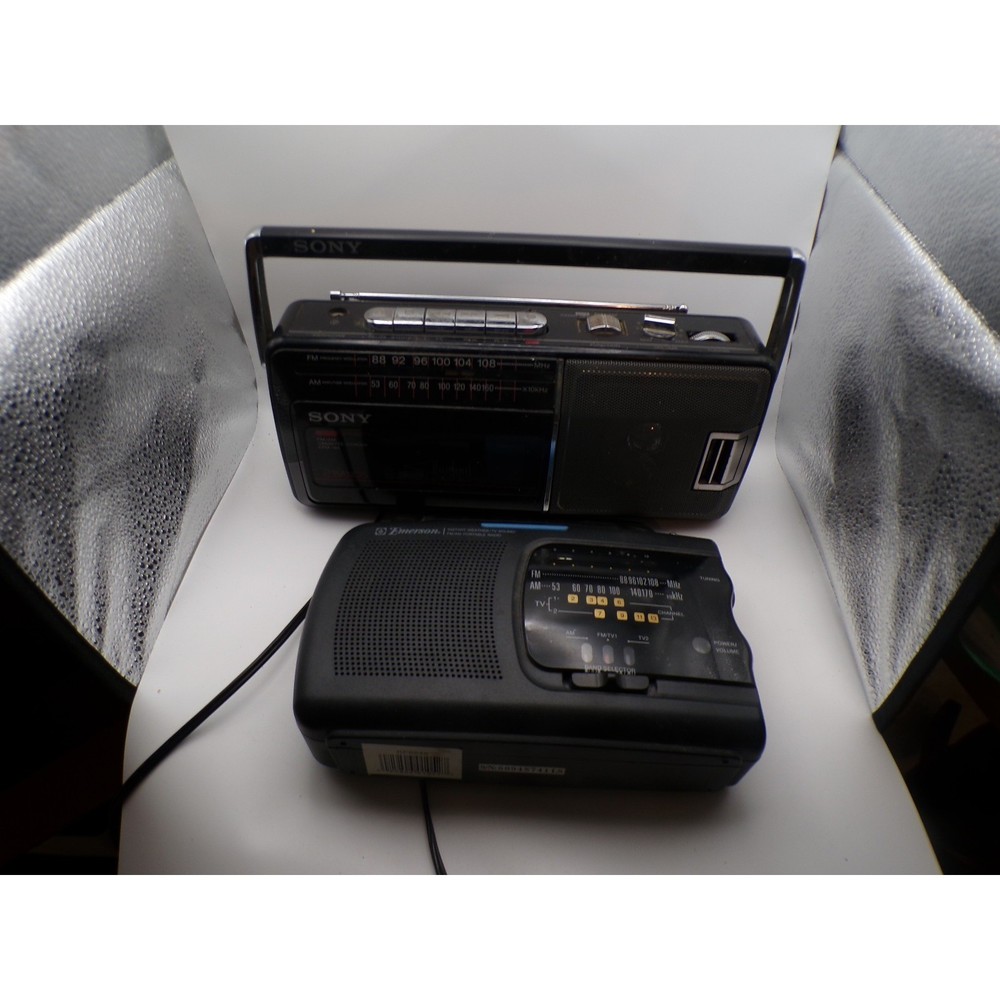 Two Vintage Radios Emerson Weather Sony Radio Cassette Player Both Work