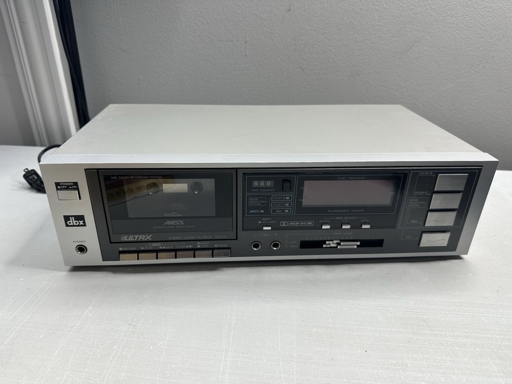 Vintage Sanyo ULTRX RD-C21 Stereo Cassette Deck DBX Dolby B-C Japan Very Clean