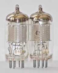 PHILIPS (VALVO) EF83 PERFECTLY MATCHED PAIR (2 tubes). NOS NIB TESTED STRONG