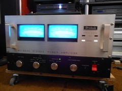 McIntosh M2500 500 RMS Watts Solid State Stereo Power Amplifier