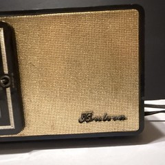 1957 Bulova Model 100 Tube Clock Radio – Black And Gold – READ DESCRIPTION