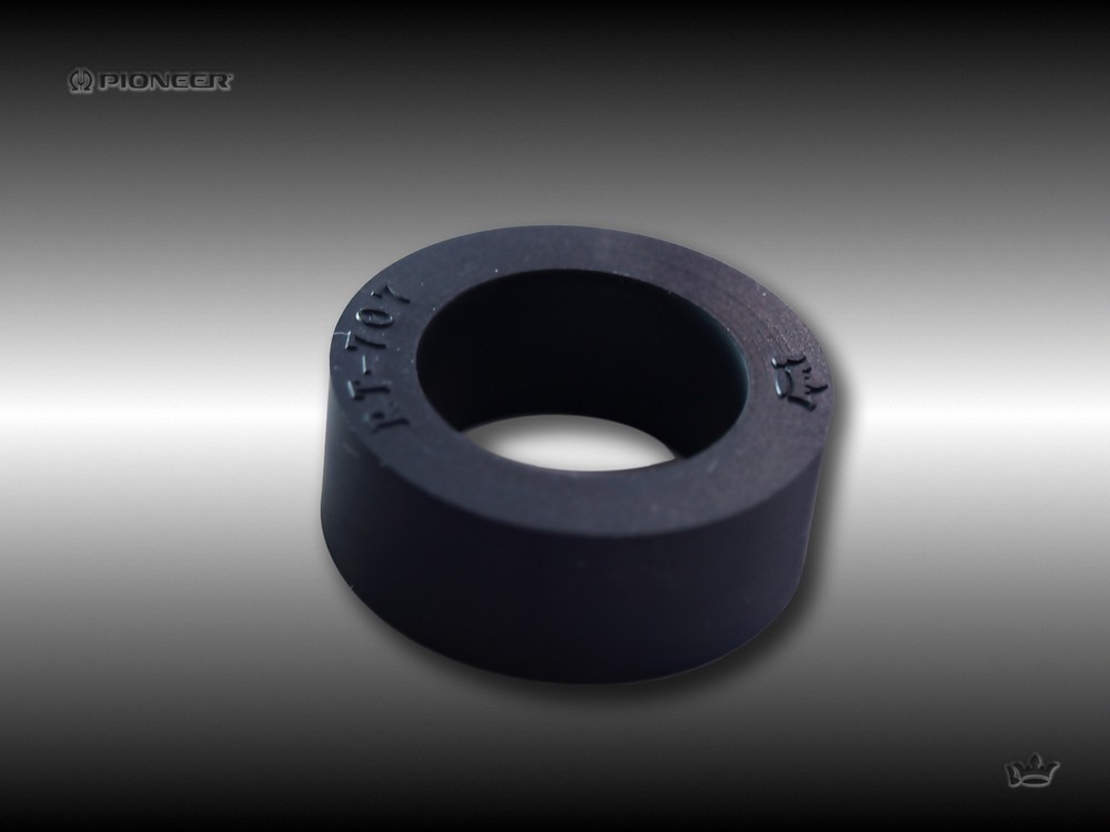 Pioneer RT-707/701 One NEW REPLACEMENT PINCH ROLLER TIRE