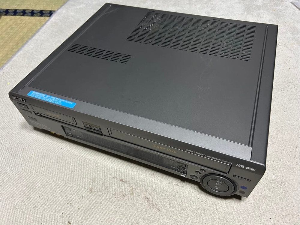 SONY WV-ST1 Hi8 S-VHS Video8 VCR Recorder Deck Remote Control Tested VHS Issue