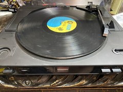 Pioneer PL-990 Automatic Stereo Turntable