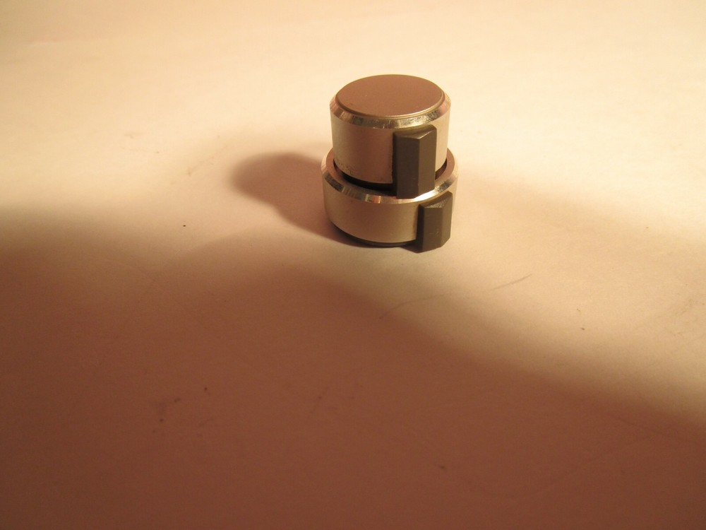 TEAC X-300 KNOB FOR MIC, LINE, OR OUTPUT LOT A