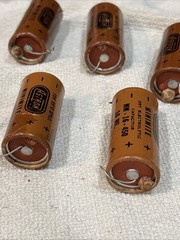 Astron Minimite Dry Electrolytic Capacitor MM-16-450, 16 MF,450 W.V.D.C,525V.S.P