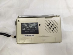 Bell +Howell 9 Band Gold World Receiver Radio with TV Sound FM MW/SW 1-7