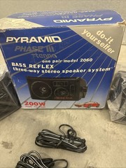 Pyramid Phase III Bass Reflex 3 Way Stereo Speaker System 4040 200W NEW