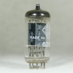 Telefunken 6211 Long Ribbed Plate Diamond on Bottom Germany Strong