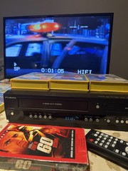 Funai ZV427FX4 A DVD Recorder/VCR Combo VHS DVD 4-Head Hi-Fi Stereo