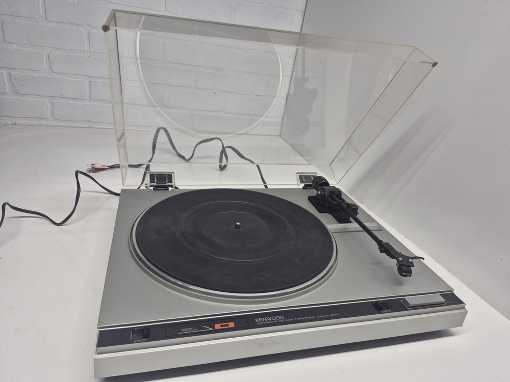 Kenwood KD-21R Belt Drive Turntable