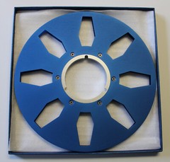 ANALOG AUDIO 10.5″ X 1/4″ PRECISION METAL TAPE REEL IN BLUE – STUDER AMPEX OTARI