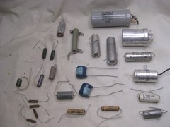 not tested vintage capacitor lot SPRAGUE 270021 Vitamin Q Mallory TC75A x 2 ++