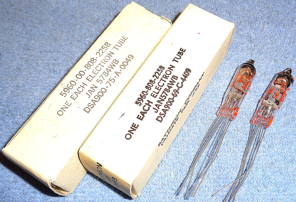 2 NOS Raytheon JANl 5784WB Subminiature Vacuum Tubes – Dual Control Pentodes