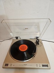Pioneer PL-8 Quartz-PLL Electronic Control Direct Drive Full-Automatic Turntable