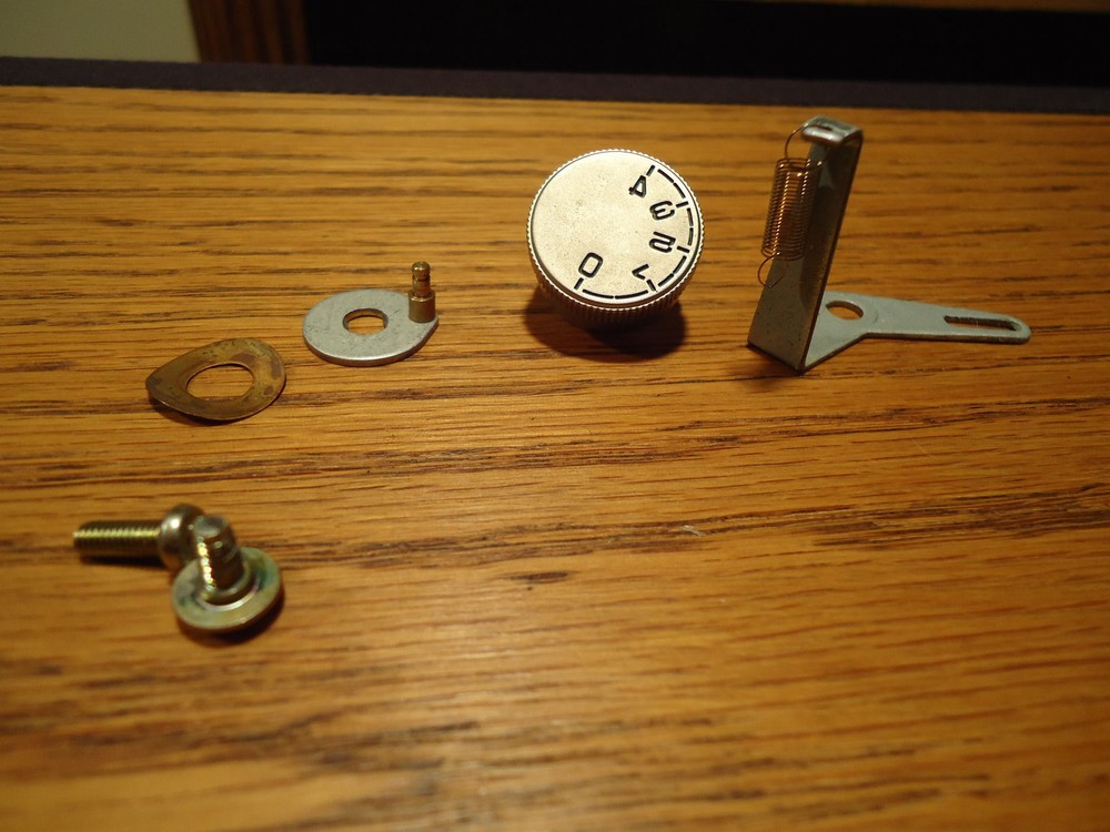 Pioneer PL-516 Stereo Turntable Part Out Anti Skate Knob And Hardware Complete
