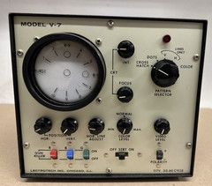 Letrotech Model V-7 Vectorscope Instrument for Testing BW and Color TVs, Vintage