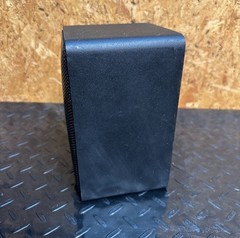 (1) Realistic Minimus-7 Bookshelf Speaker Radio Shack Cat 40-2030 Black Untested