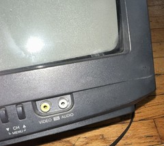 Vintage Sharp 13″ Retro Gaming Color TV 13N-M100B Front AV Tested Working 120 V