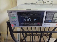 Sony STR-VX750 FM Stereo/FM-AM Receiver AV Computer Control Center
