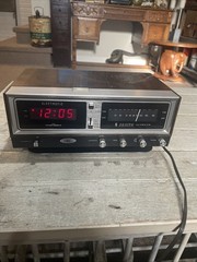 Zenith Circle Of Sound Clock Radio