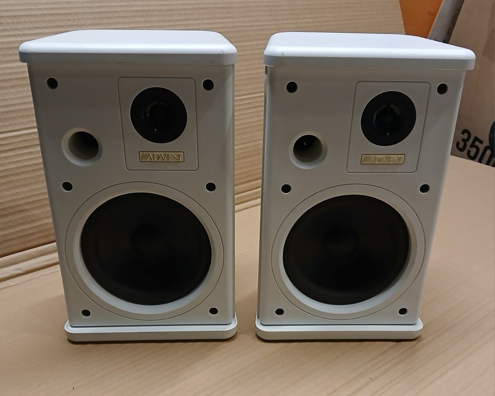 Vintage ADVENT Indoor Outdoor Mini Advent Speakers Works Great