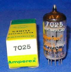 NOS NIB Amperex 7025 (Quite 12AX7) Vacuum Tube 1967 Date