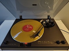 NAD 5080 Turntable part of the line with the legendary NAD 3020 Amplifier
